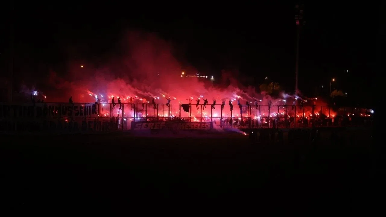 Şimşekler Grubu’ndan Adana Demirspor’a destek