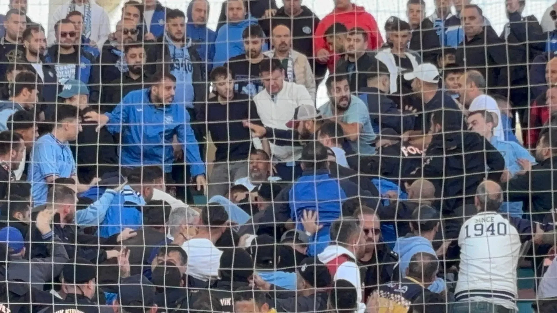 Adana Demirspor tribünleri karıştı: 1 yaralı, 1 gözaltı!